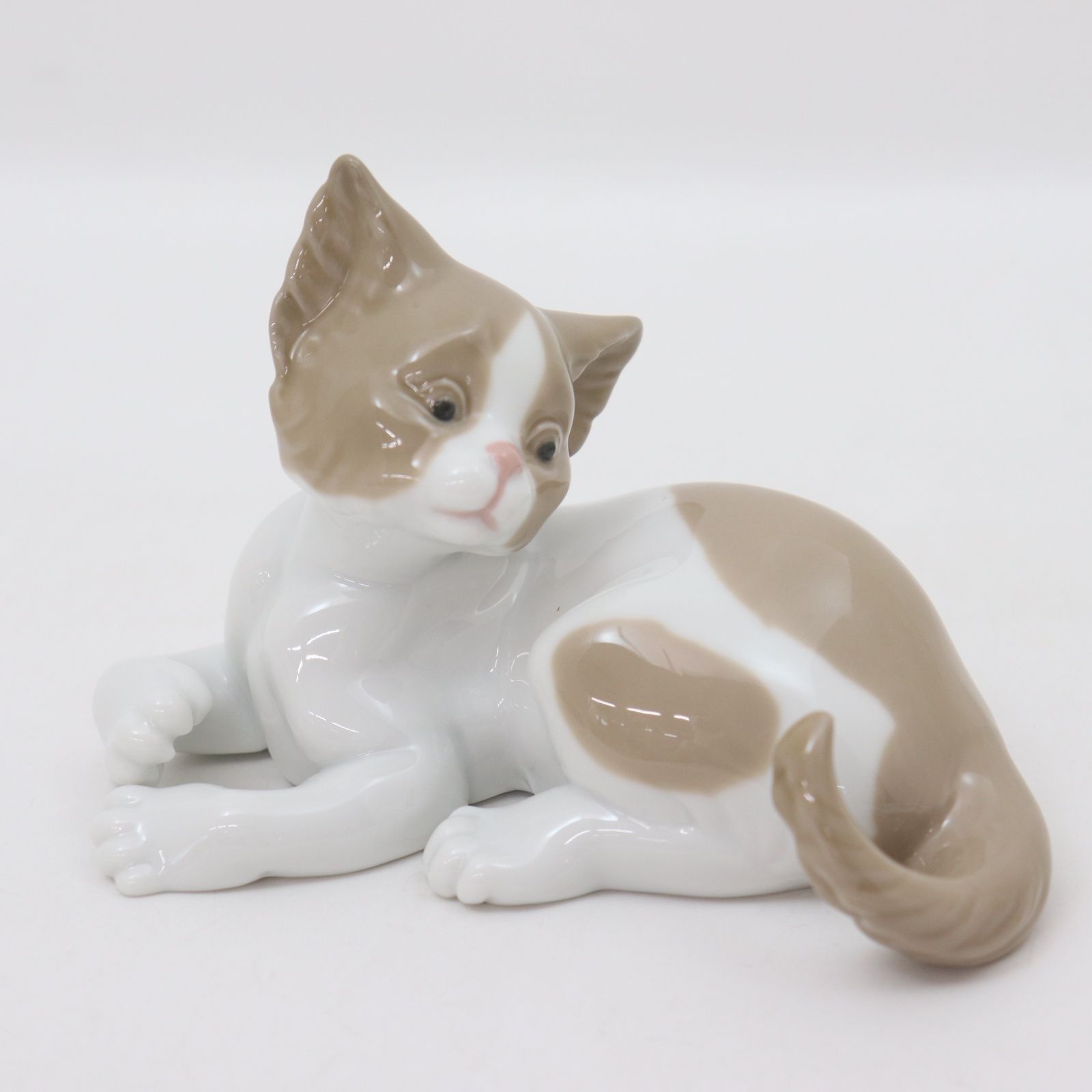 リヤドロ　猫 桜の咲く頃 - 仔猫 | リヤドロ公式オンライン