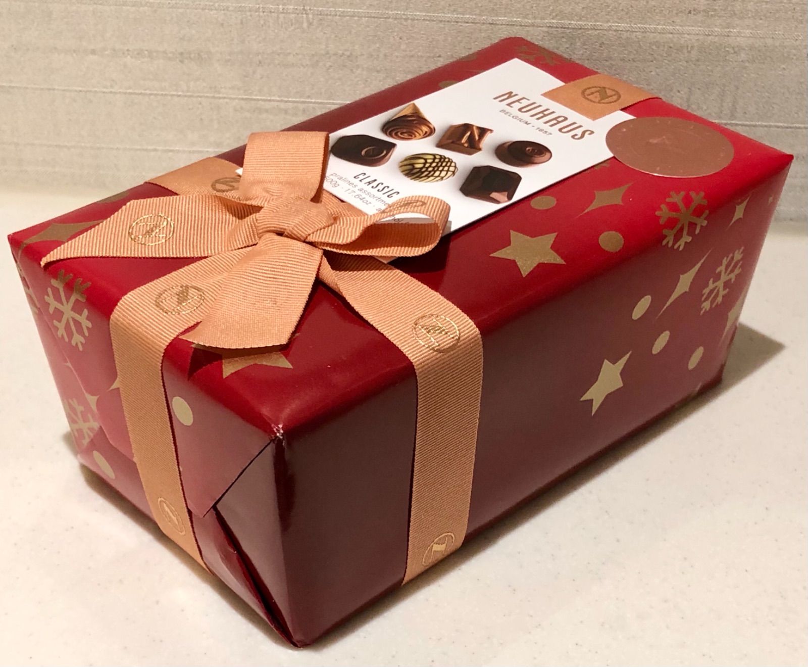 ノイハウス Neuhaus CLASSIC Pralines アソート 500g ノイハウス Neuhaus CLASSIC Pralines アソート 500g
