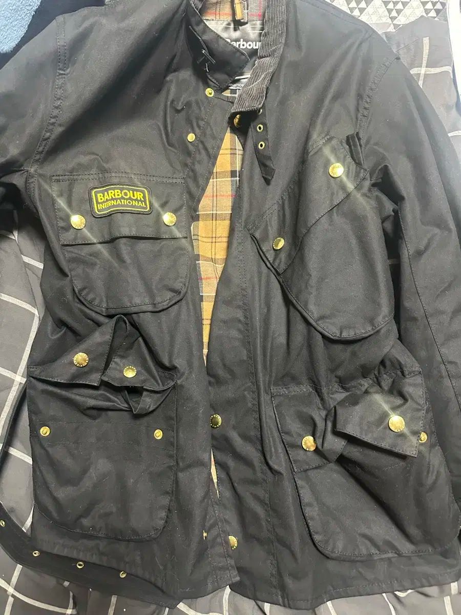 BARBOUR(バブアー) インターナショナル.