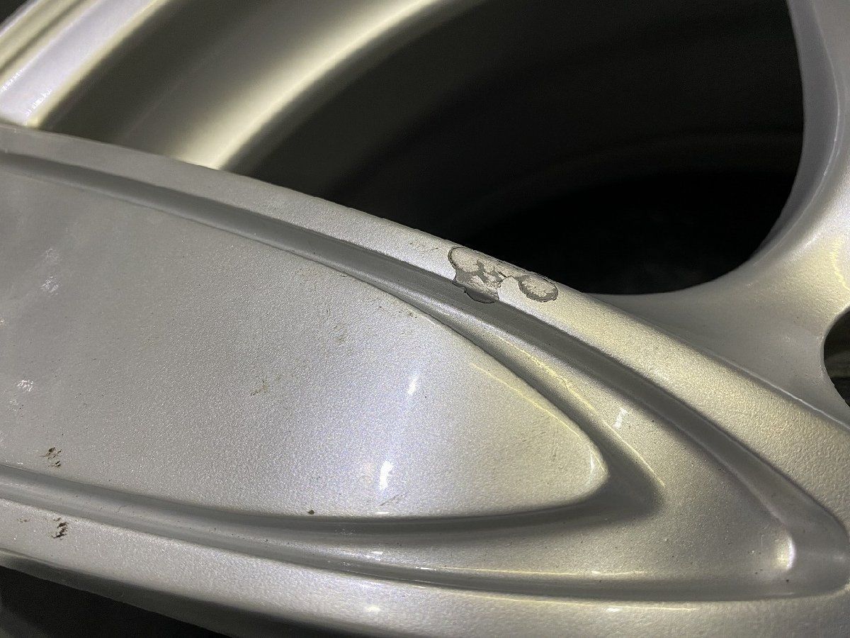 ヴォクシー CX-3等