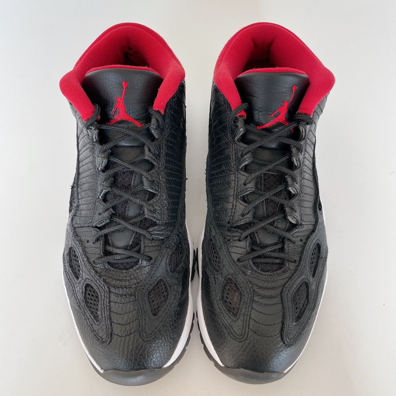 NIKE AIR JORDAN 11 RETRO LOW IE BLACK VARSITY RED (2011) 306008 