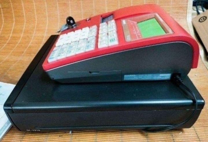 カシオレジスター TE-300