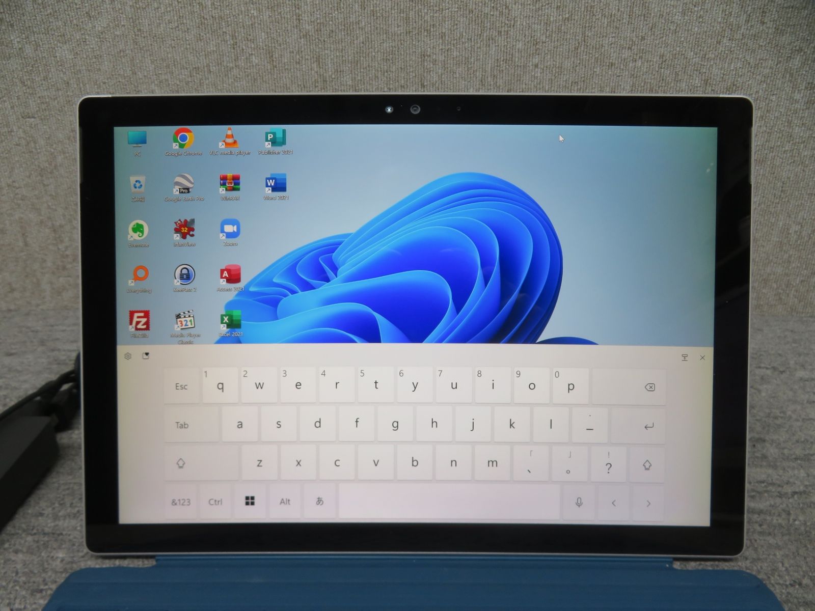 超美品Surface Pro4 Win11 4G/128G Office2021【公式WEBショップ】 超