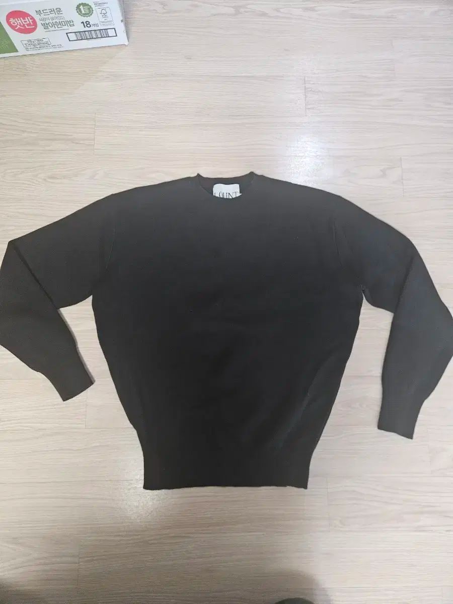 【雷市場（ポンジャン）商品韓国直送】 (測定値) ロング LOHNT ニット セーター 黒 サイズ M