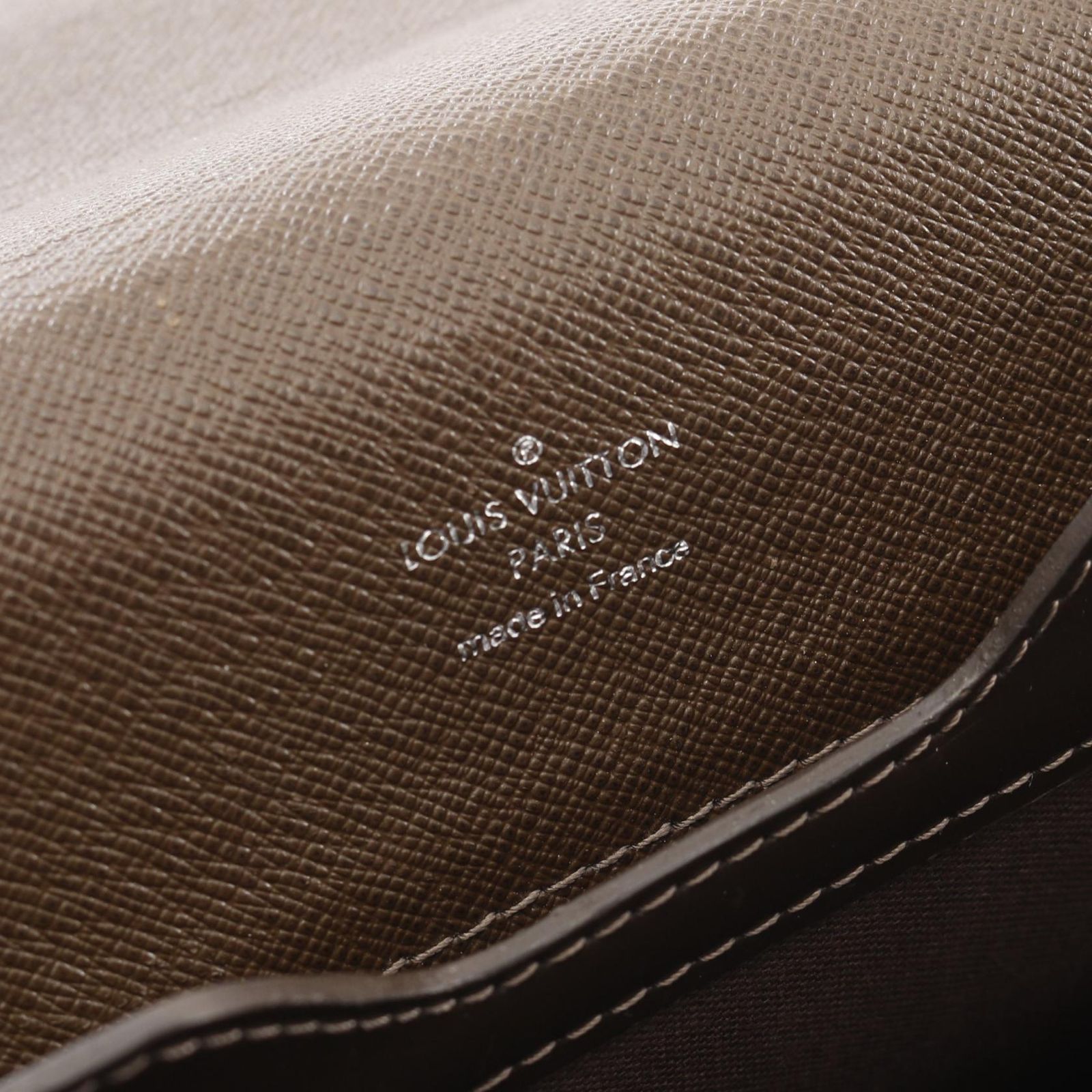 VUITTON