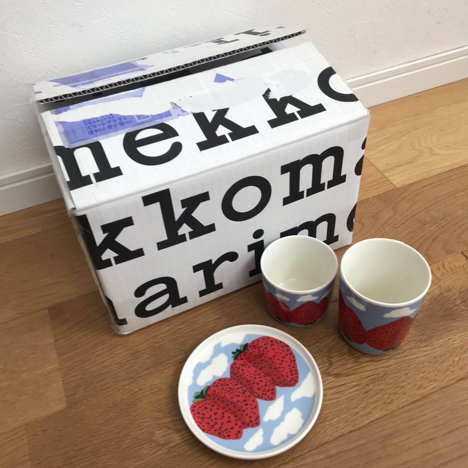 専用出品　マリメッコ　マンシッカヴォレット　20cmプレート　マグカップ　セット マリメッコ マンシッカヴォレット プレート マグカップ ラテマグ