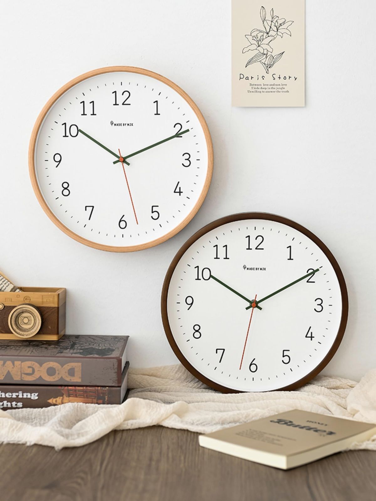 【史上最も激安!】 Mermbe 掛け時計 おしゃれ ファッション 円形 木質 静音 柱時計 静音掃秒動机 金属針 ガラス鏡面リビングルーム 寝室 壁時計 薄い木の色 12インチ 30CM 最安値で販売！