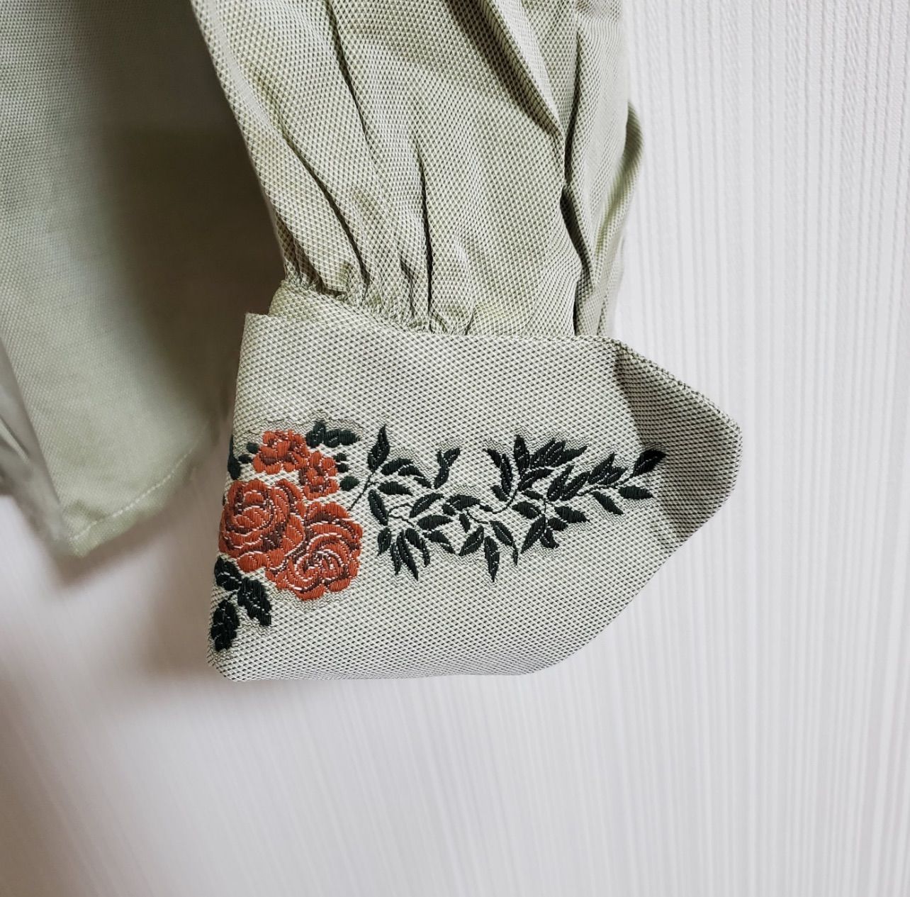 【値下げ】RENATO　NUCCI　レナートヌッチ　長袖ブラウス　白　３８/L 値下げ】RENATO NUCCI レナートヌッチ 長袖ブラウス 白 38/L