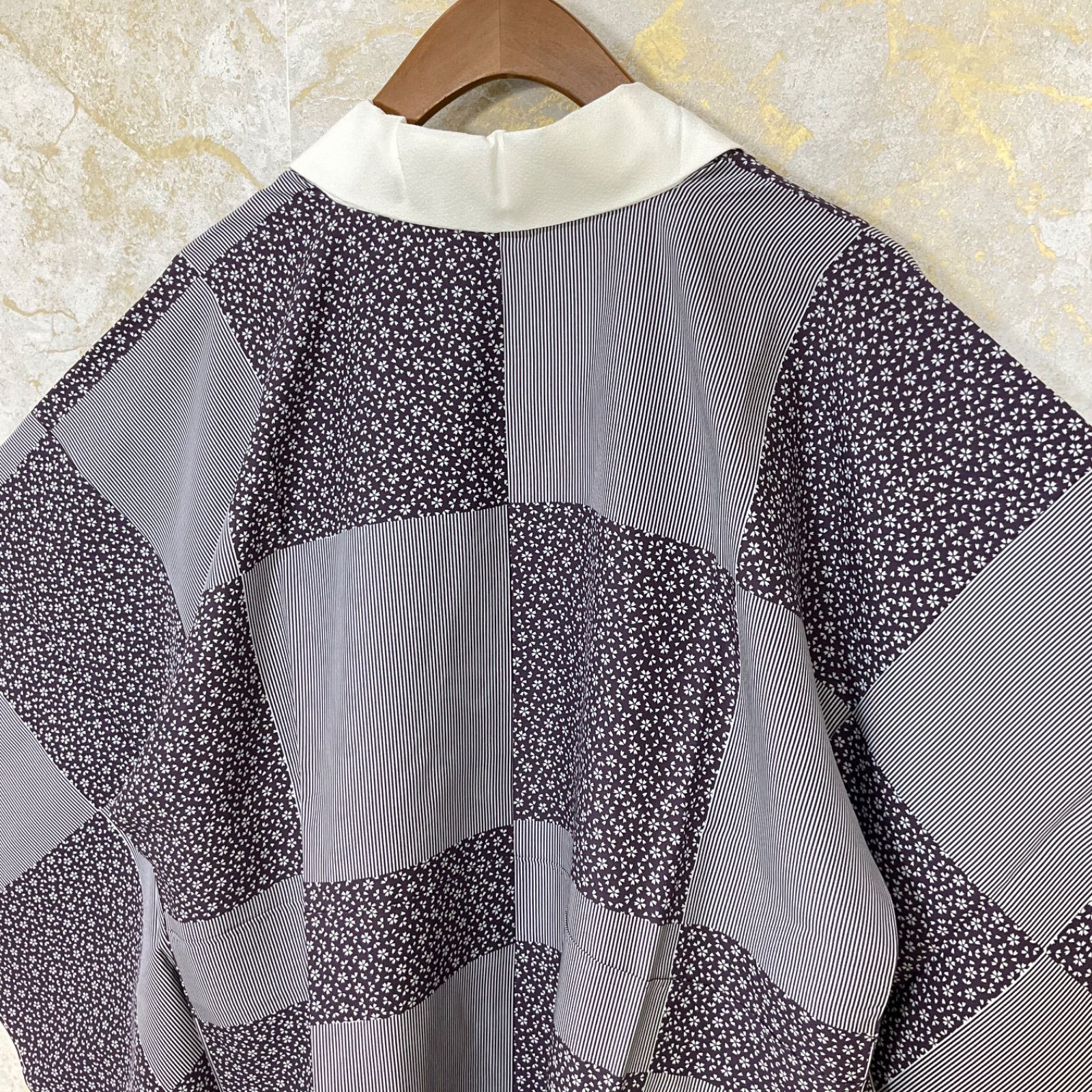 同然◆長襦袢◆仕付け糸付き◆袷◆紫◆ストライプ◆桜◆市松模様◆刺繍半衿付◆裄64.5肩丈131.5◆小紋紬附下訪問着留袖袷単衣夏着物◆K1173