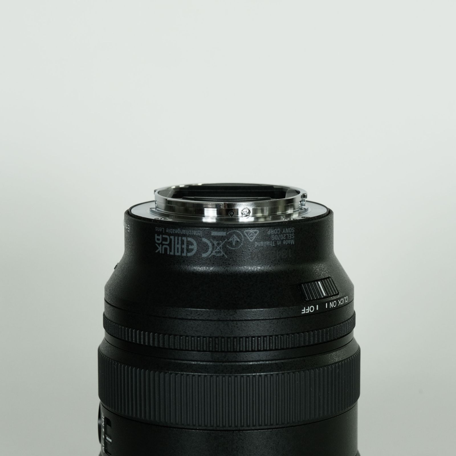 美品》SONY FE 20-70mm F4 G SEL2070G 美品] SONY FE 20-70mm F4 G SEL2070G / ソニーEマウント  SONY(ソニー) 標準ズームレンズ フルサイズ FE 20-70mm F4 G Gレンズ デジタル一眼カメラα[Eマウント]用 純正レンズ SEL2  α7C II」に最適！SONYの小型軽量標準ズームレンズ ...