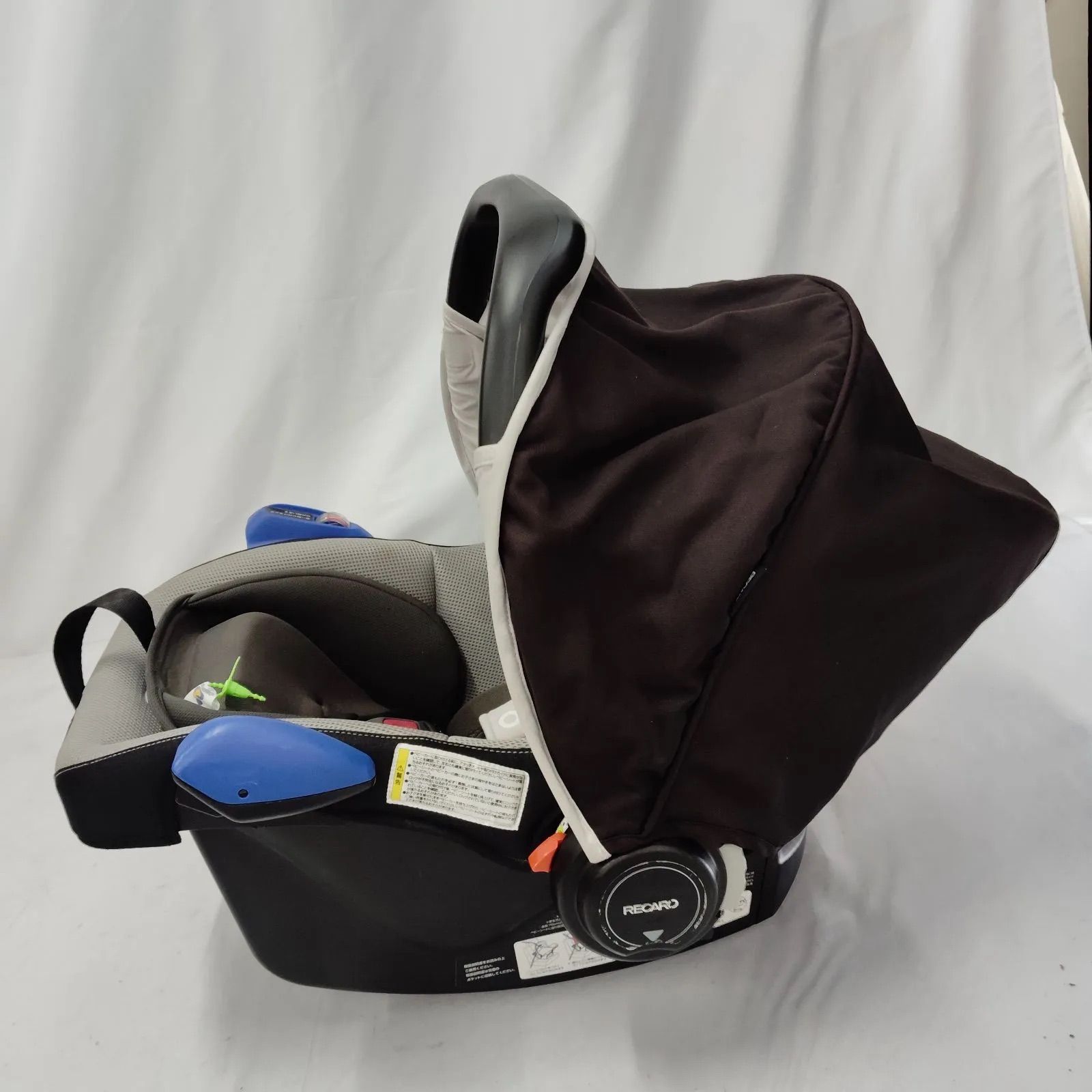 レカロ アイウォーク CSチャイルドシート RECARO 良品】レカロ ベビーシート イウォーク CS+ 説明書付き ブラック