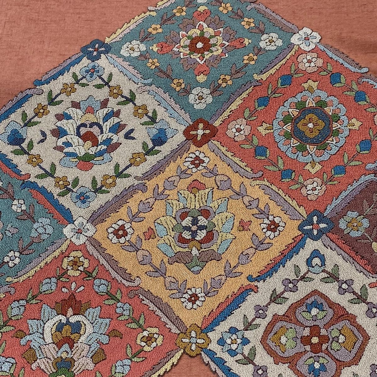 袋帯 美品 名品 証紙 紬地 華文 草花 相良刺繍 ピンク お太鼓柄 正絹