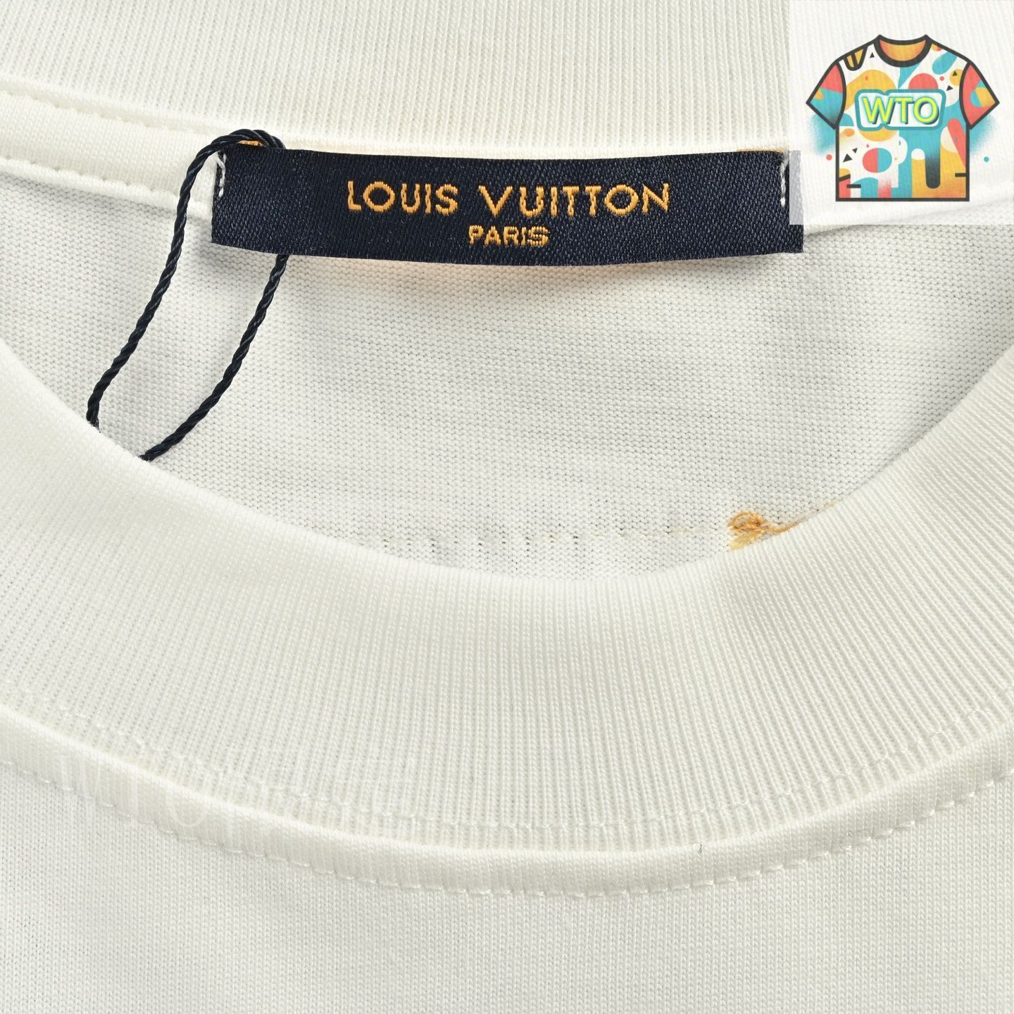LOUIS VUITTON ワンピース 半袖 サイドロゴ ブラック 希少サイズ 今日WTO】Louis Vuitton / ルイ・ヴィトン 25SS 全幅ロゴ刺繍