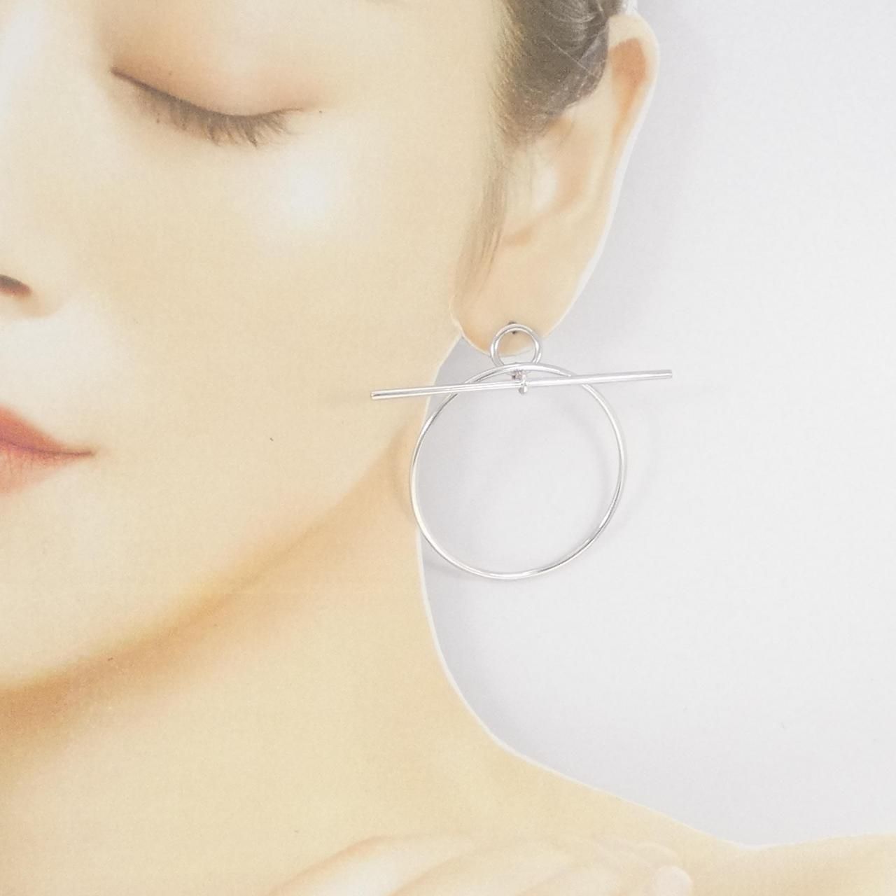 エルメス ループ ピアス 片耳 Hermès エルメス 片耳ピアス Sellier