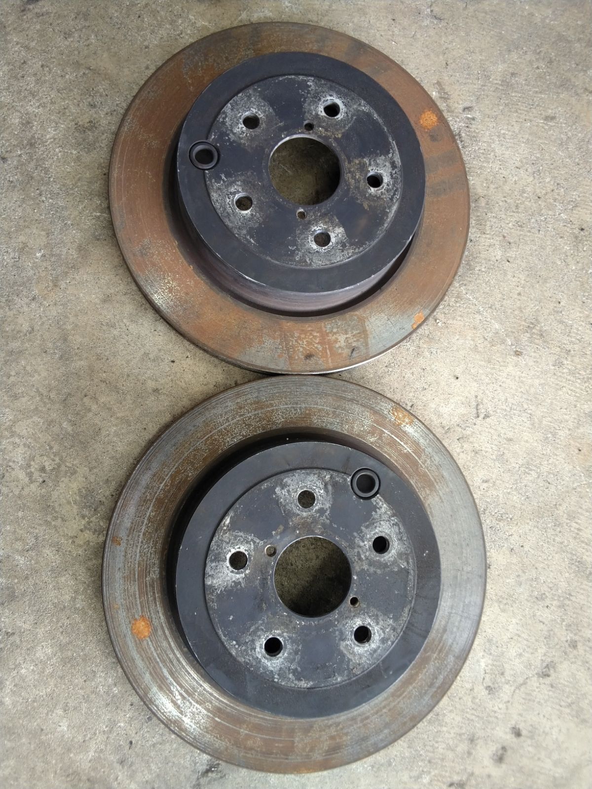 リアブレーキ キャリパー