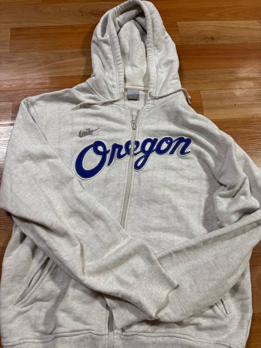 ナイキ スクール フード付き ジップアップパーカー