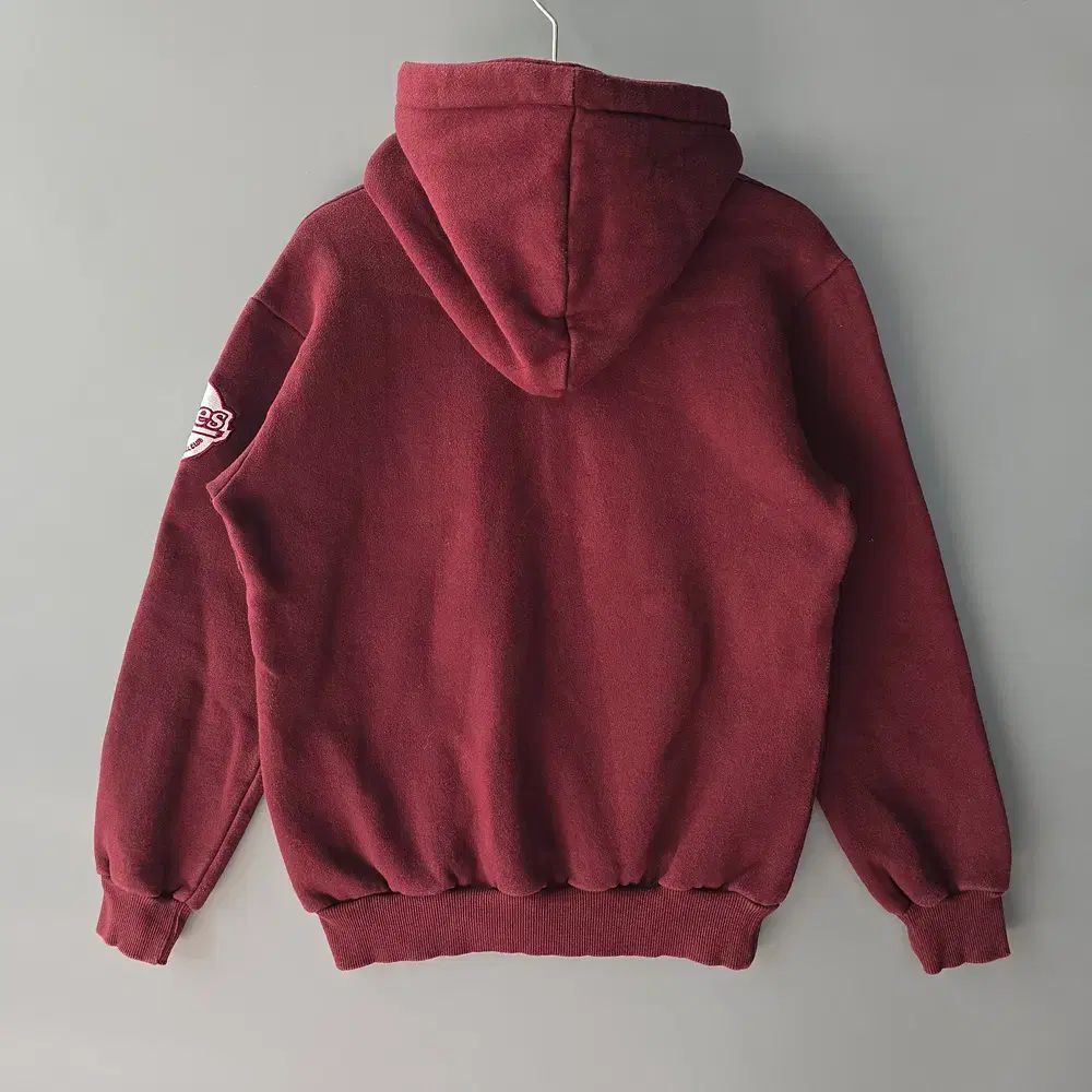 ウィッフェン フード付きTシャツ