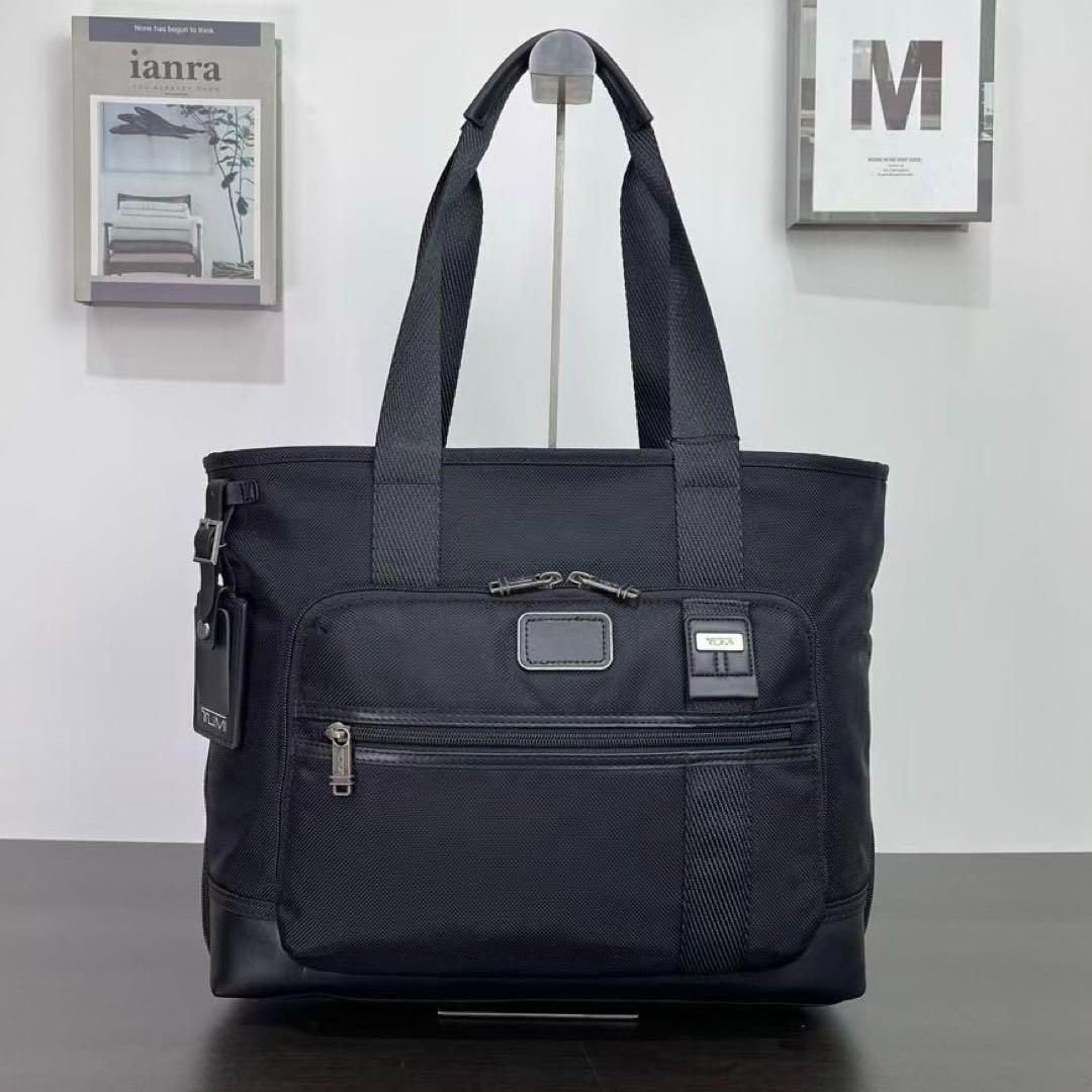 新品 TUMI スリム トートバッグ ブラック 2223309