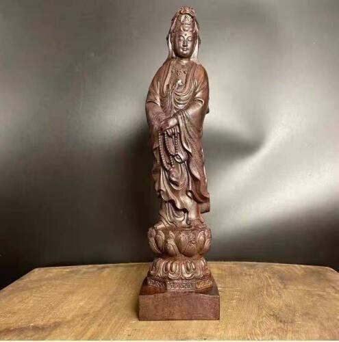 仏教美術　香木　白檀彫刻　観音菩薩像　仏像　置物　V　R5122 木彫り仏像 【千手観音菩薩】 白檀（びゃくだん） 飛天光背八角