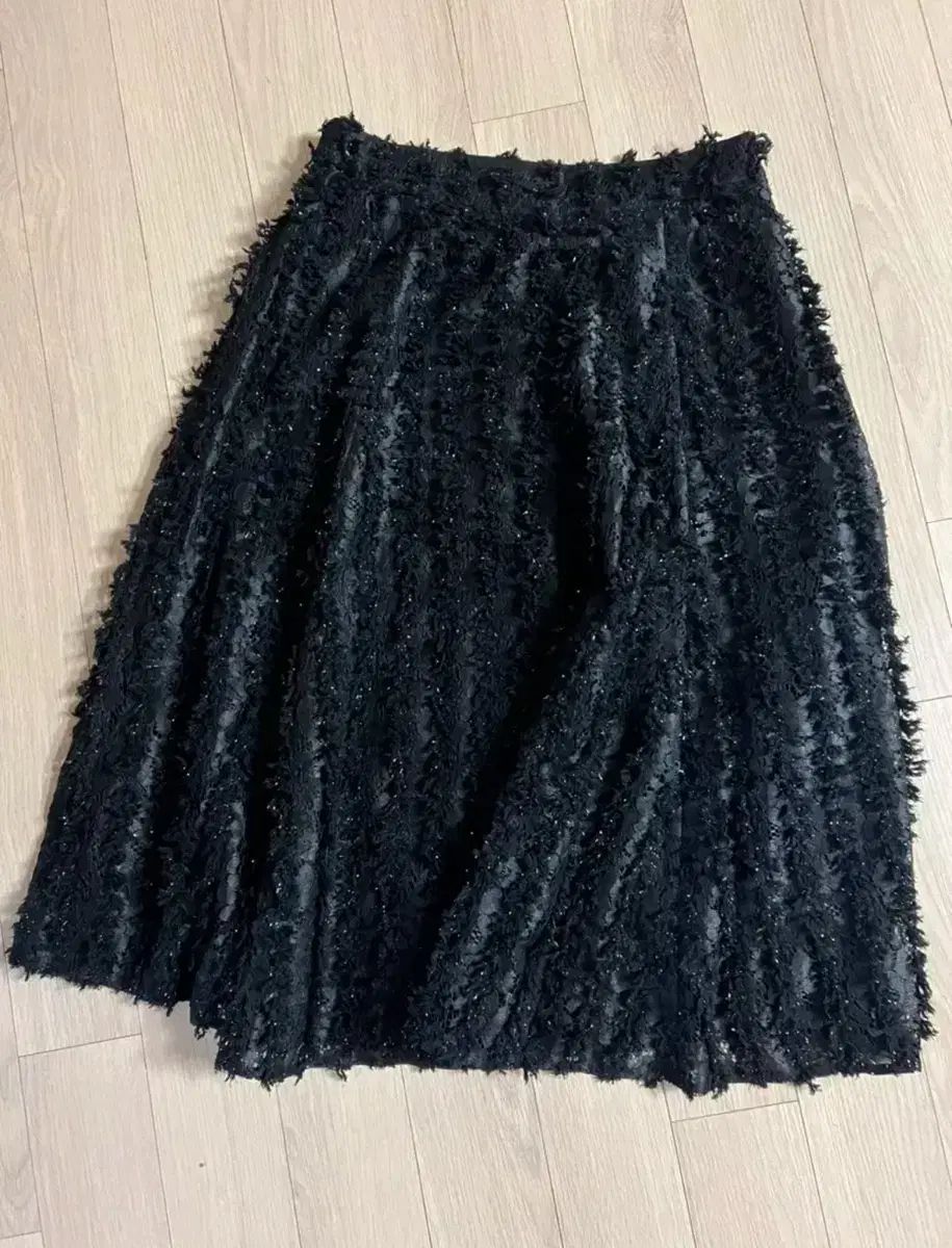 itMICHAA イッミシャ 立体的な 羽毛 レース スカート スカート ロング丈 ゲストルック ラメ グリッター フ