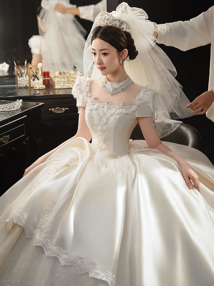 ハンドメイドウェディングドレス 高級 重工 新婦 気品 ラグジュアリー