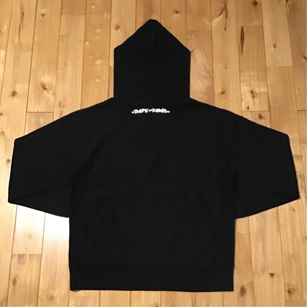 00s　KAWS × BAPE　フルジップパーカー　L　グレー　日本製　希少 A BATHING APE - ☆激レア☆APE ダブル フード シャークパーカー