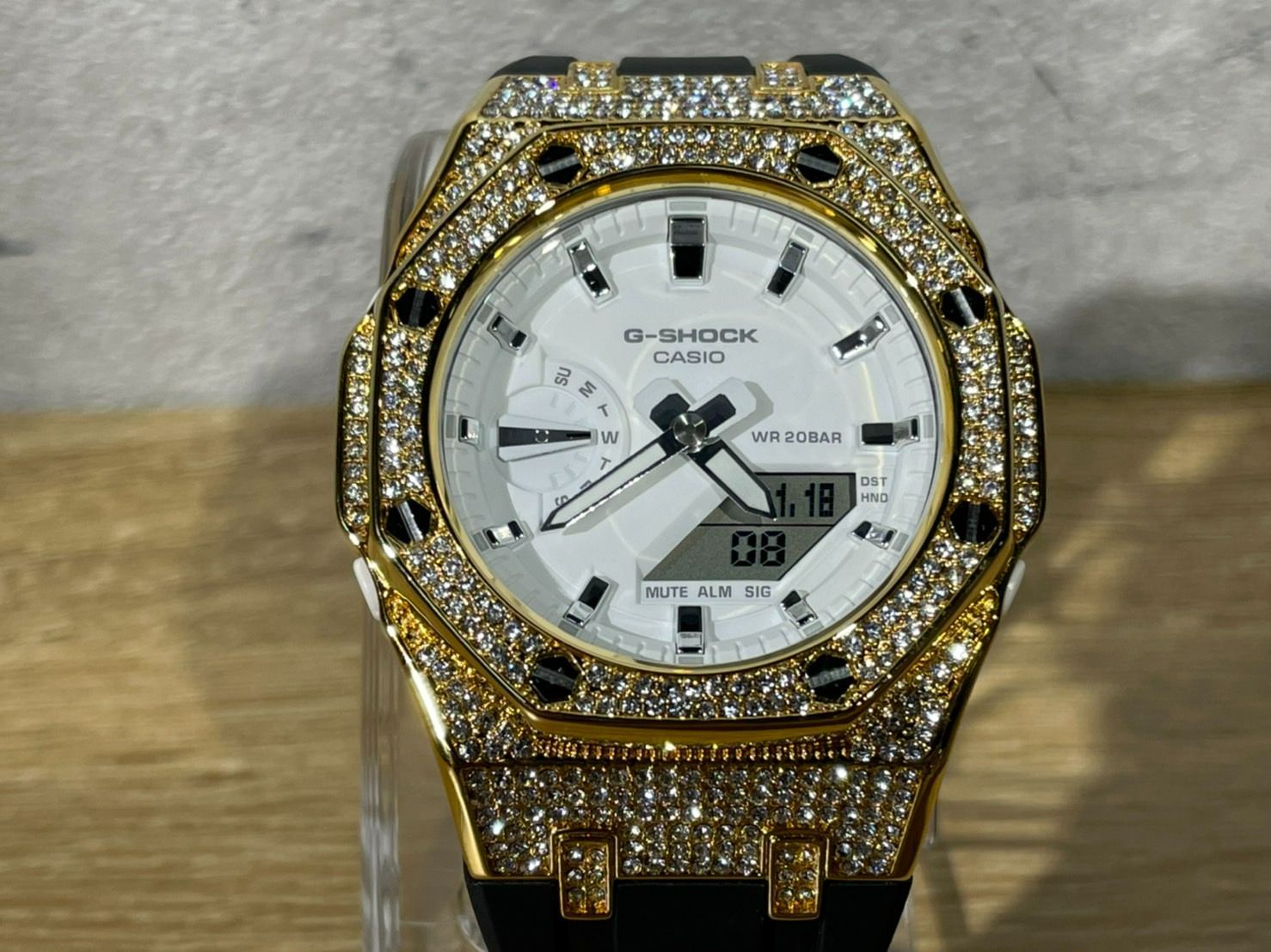 カシオ Gショック ジルコニアシルバー ブラックベルト gma-s2100-7a GMA-S2100-7AJF | CASIO