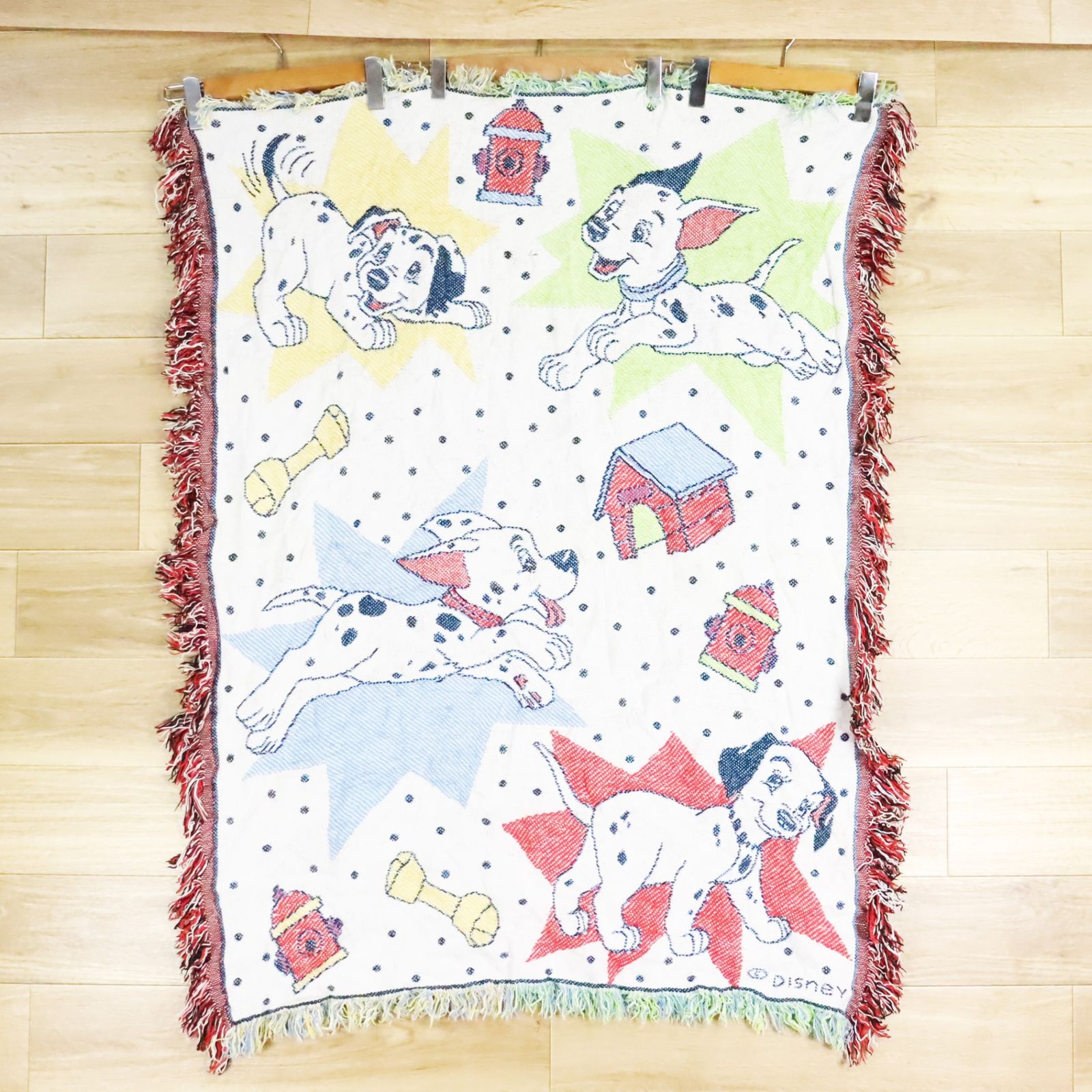 ディズニー ダルメシアン 子犬 タペストリー　101匹わわちゃん　ラグ ディズニー ダルメシアン 子犬 タペストリー 101匹わわちゃん ラグ