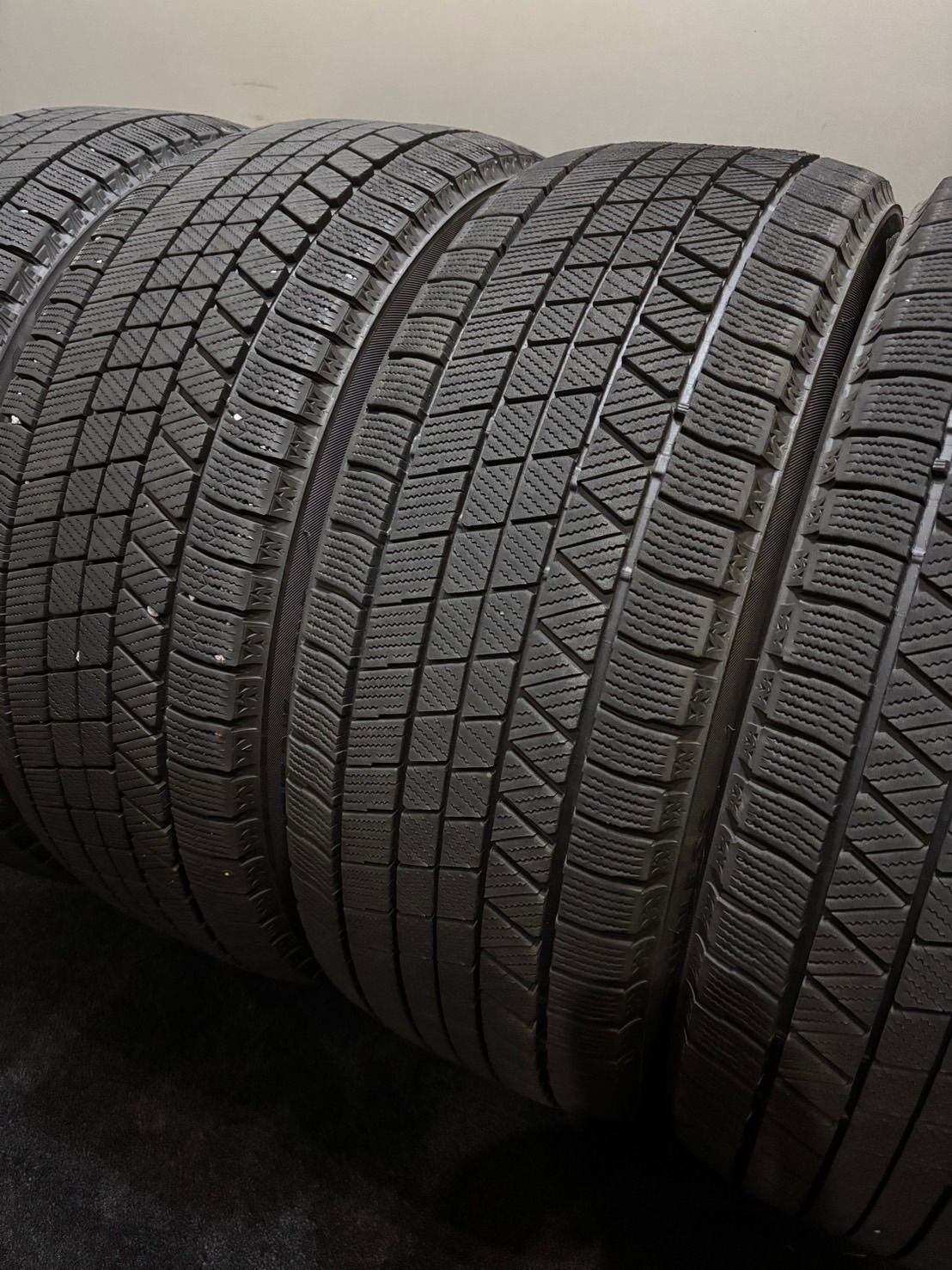 235 45R18 BRIDGESTONE VRX3 21年製 スタッドレス 4本 ブリヂストン ブリザック レクサス ES マジェスタ 4-K353