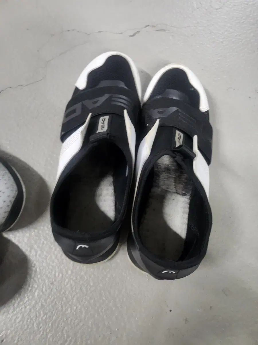 【数量限定，100%新品】 HEAD ヘッド スニーカー 23.5センチ 240 シューズ(男性用)