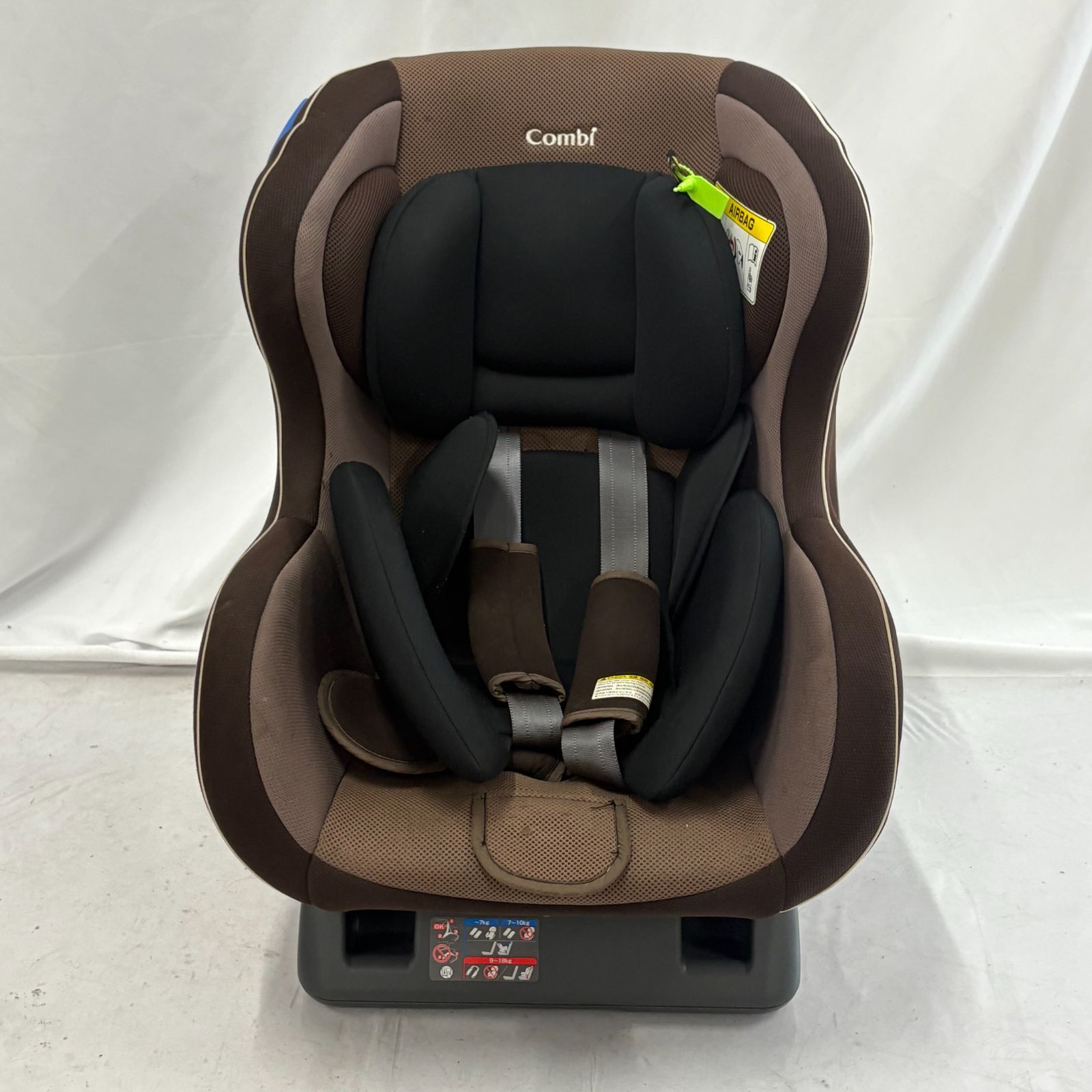 Combi コンビ チャイルドシート ウィゴー サイドプロテクション