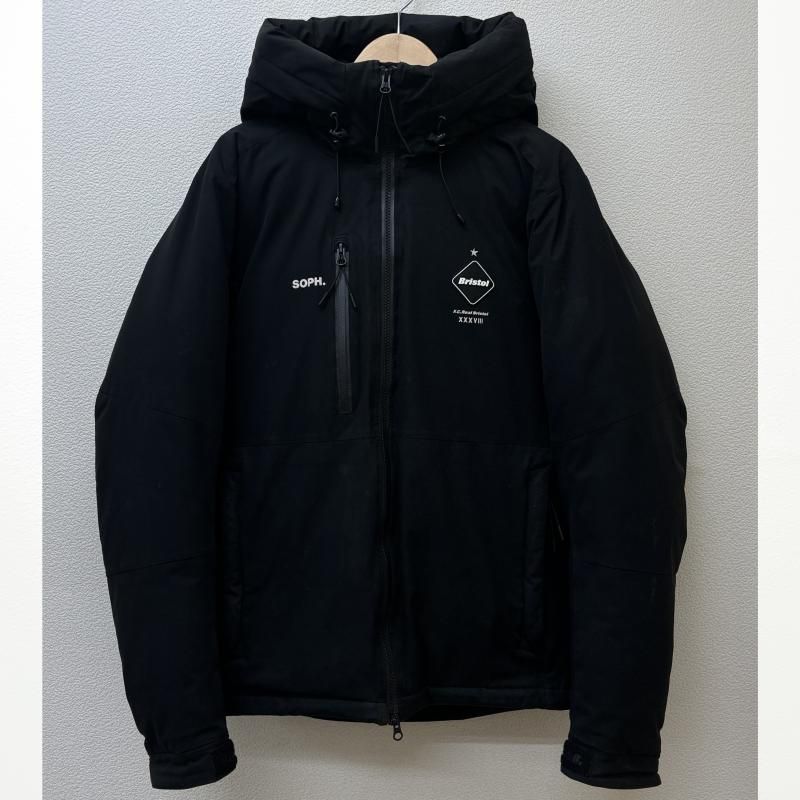 F.C.Real Bristol エフシーレアルブリストル ジャケット、上着 ダウン 