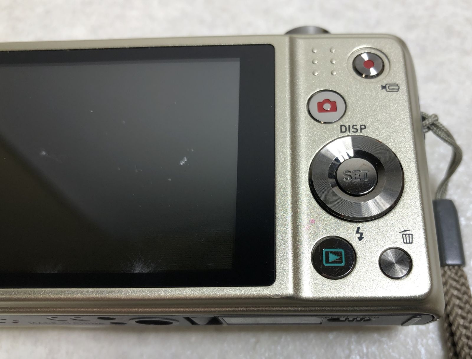 CASIO カシオ EXILIM コンパクトデジタルカメラ EX-ZR10 ☆動作未確認☆