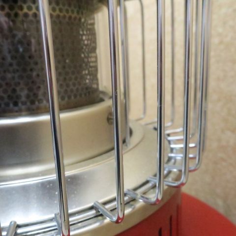 TOYOTOMI トヨトミ KR-47A 石油ストーブ レッド 2018年製 - メルカリ