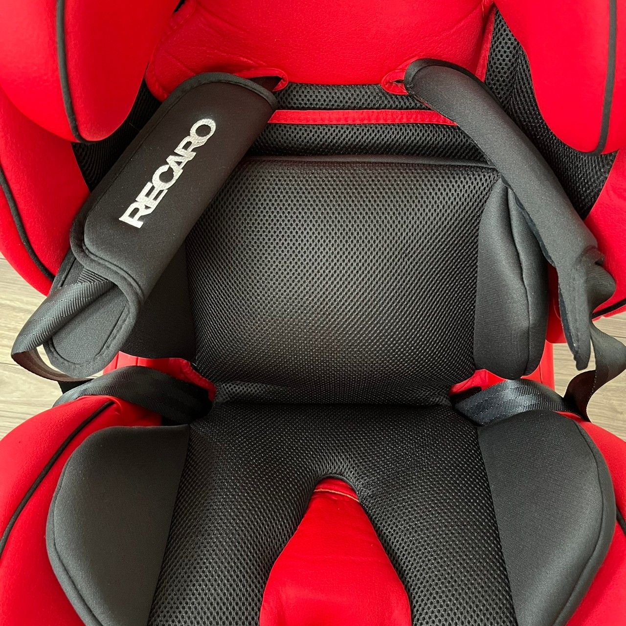 RECARO レカロ チャイルドシート J1 DUO Plus レッド ISOFIX固定