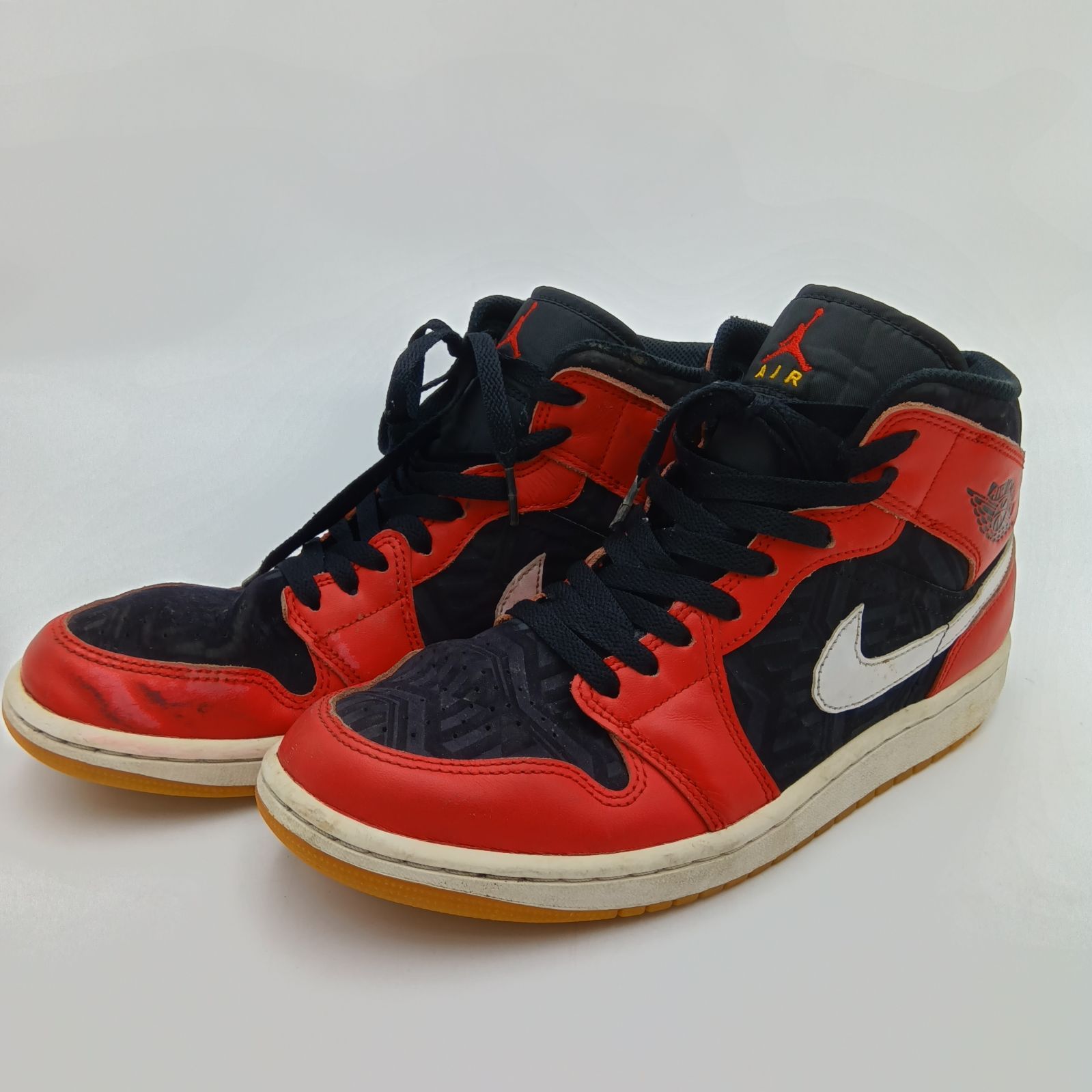 NIKE ナイキ AIR JORDAN 1 MID SE エアジョーダン ハイカット