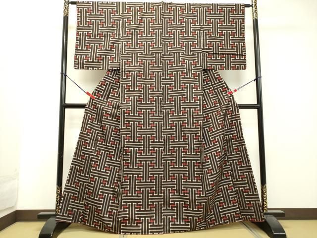 平和屋着物○希少 本場大島紬 龍郷絣 秋名バラ 幾何学文様 正絹 逸品