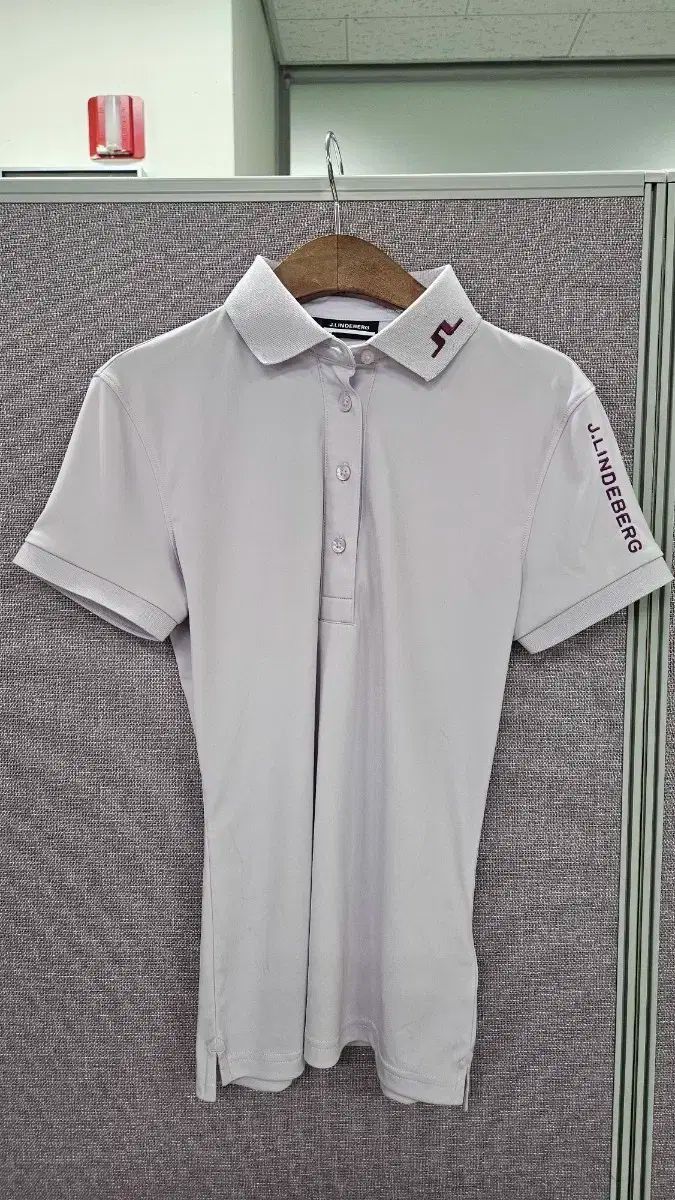 J.LINDEBERG(J.リンドバーグ) 女性用ゴルフ T シャツ XS サイズ 純正品/新品
