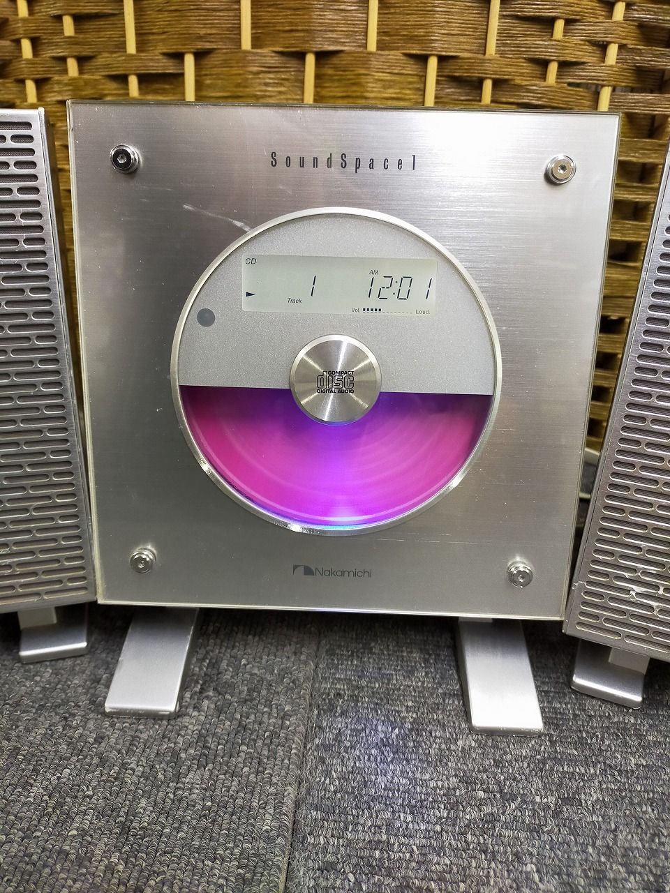 Nakamichi SoundSpace 1 CDステレオミュージックシステム 動作 済み 高音質コンパクトオーディオ ID Ffg_01A_0255_B000Q6B8WW_A01