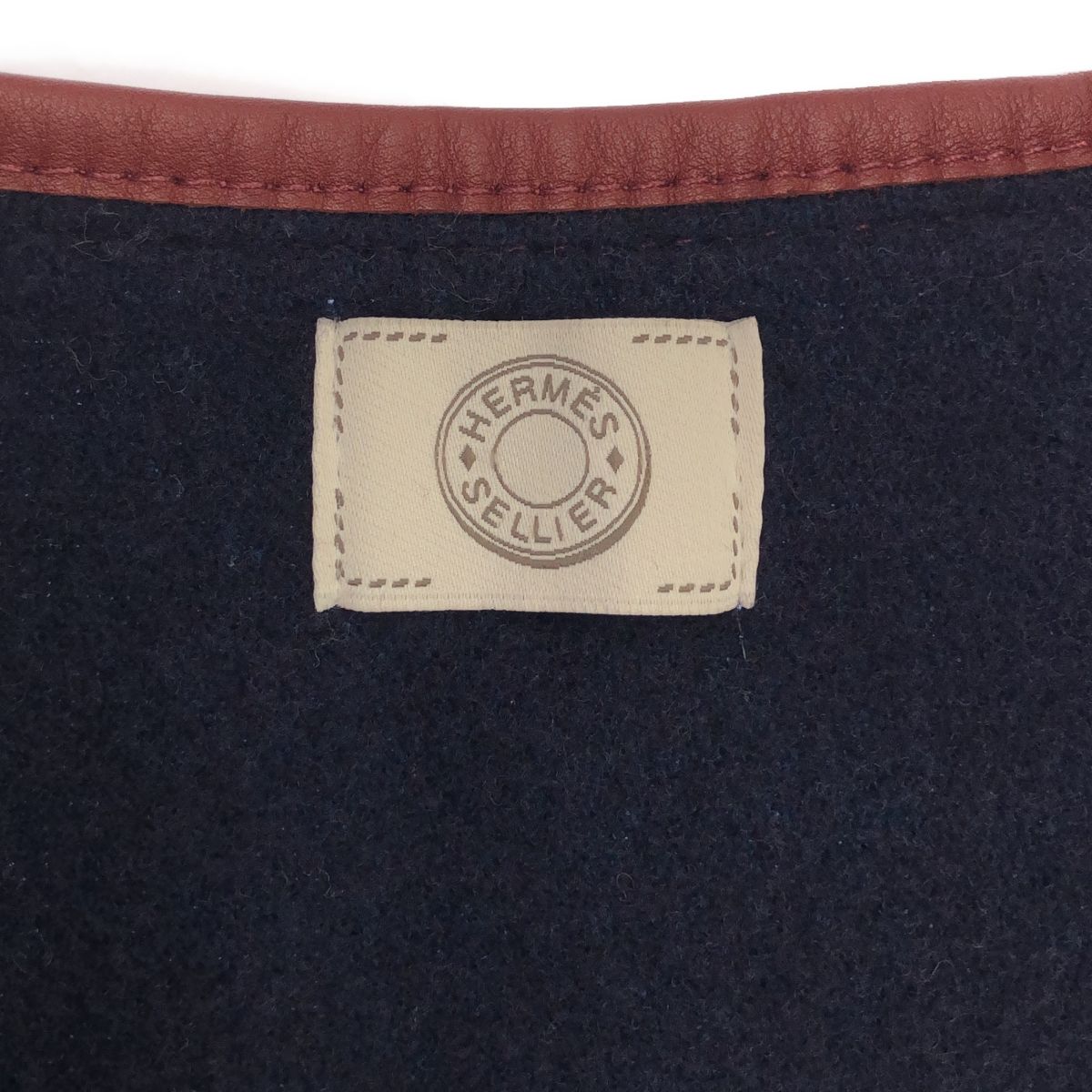 HERMES エルメス ロカバール ポンチョ レザータッセル トップス