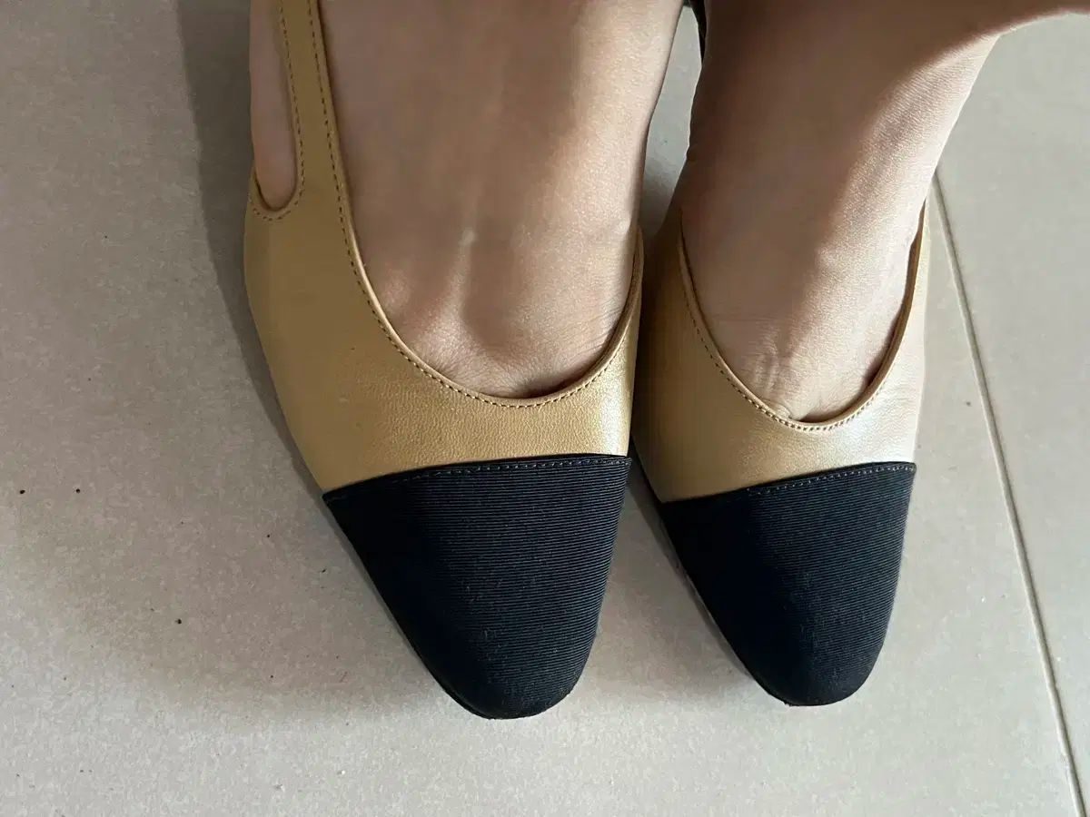 シャネルスリングバックシューズ