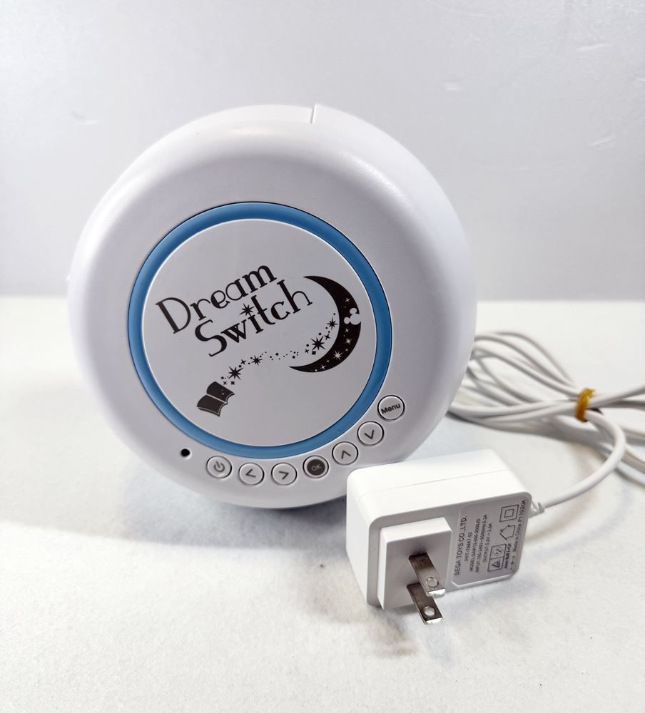 【極美品】ほぼ未使用 動作確認済み ディズニードリームスイッチ 本体と付属品 ドリームスイッチ専用ソフト ディズニー＆ピクサー