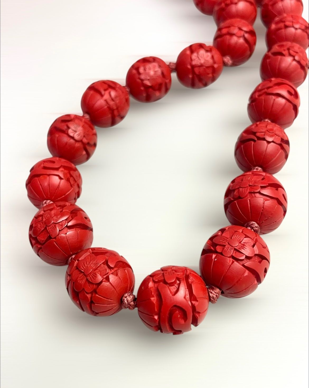 大玉堆朱首飾り ネックレス アンティーク 中国彫刻職人作 中国伝統工芸
