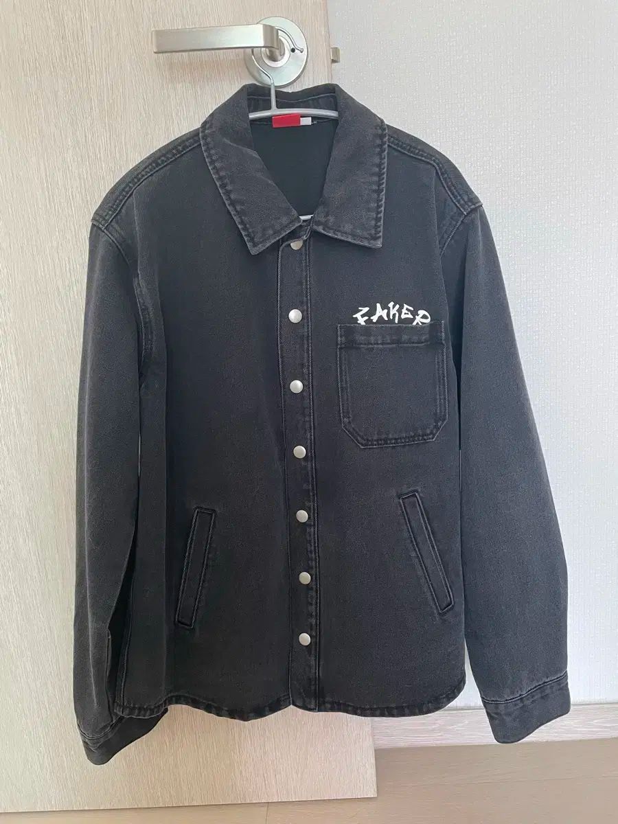 ペイカ ジーンズジャケットを販売しています サイズ s