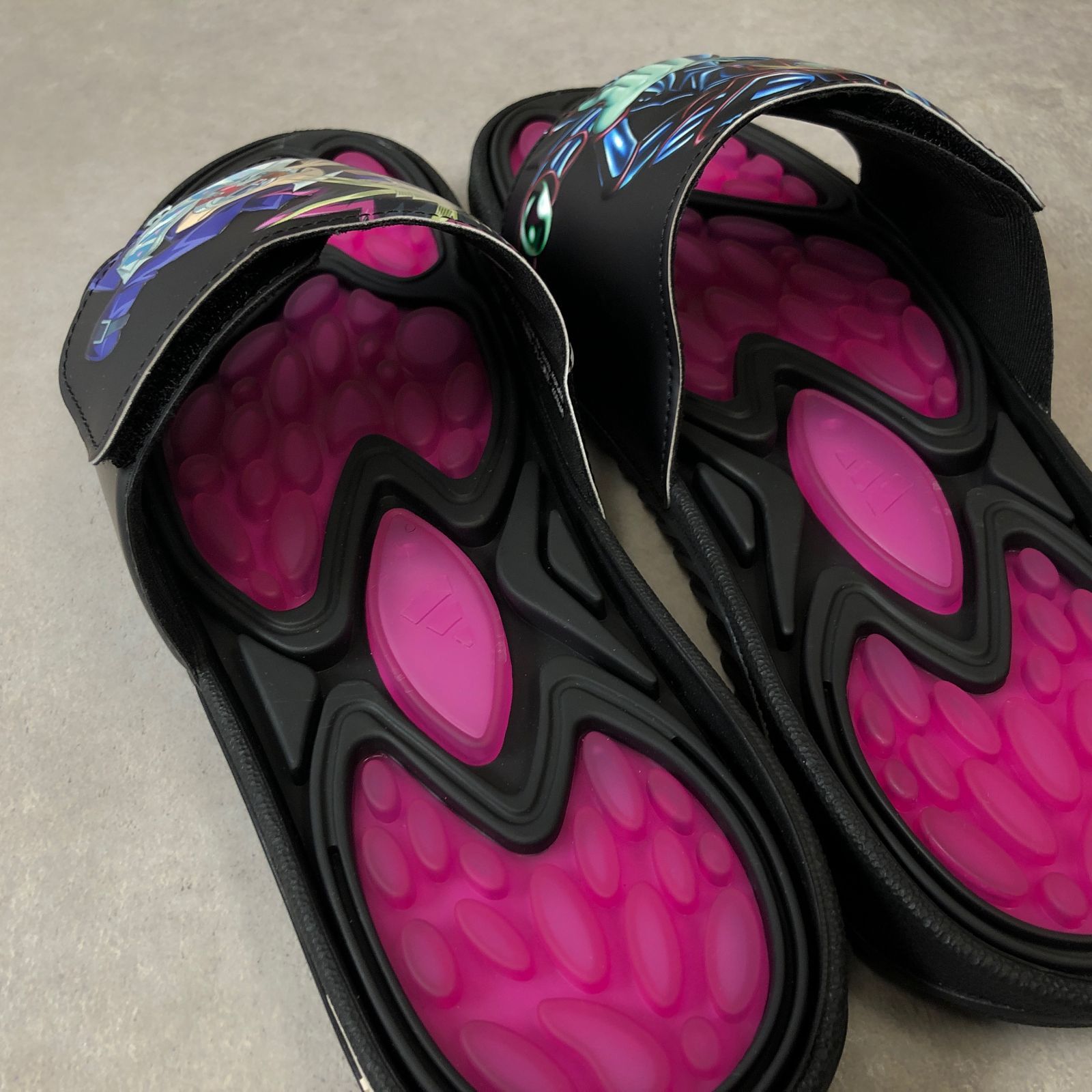 美品】 adidas Yu-Gi-Oh! REPTOSSAGE アディダス 遊戯王