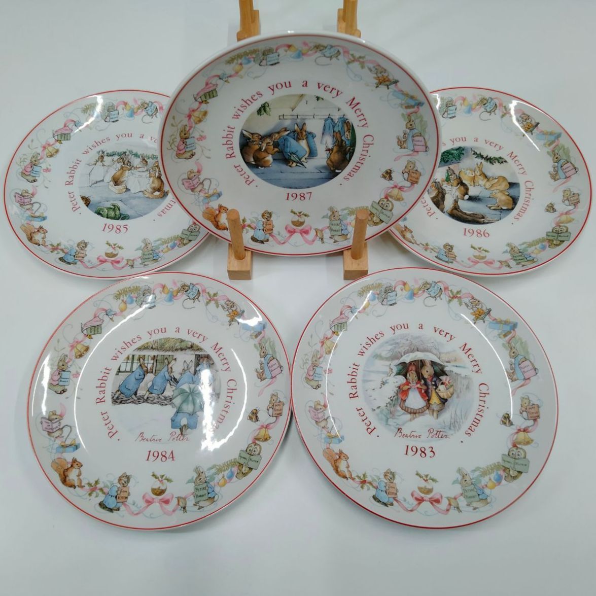 直径約20cmwedgwoodピーターラビット☆1983-1988年Xmasプレート6枚セット