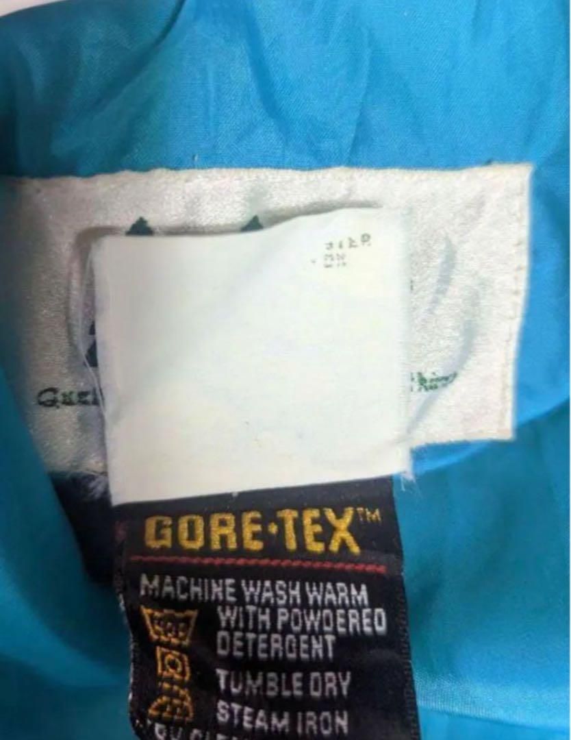 ゴアテックスマウンテンパーカー