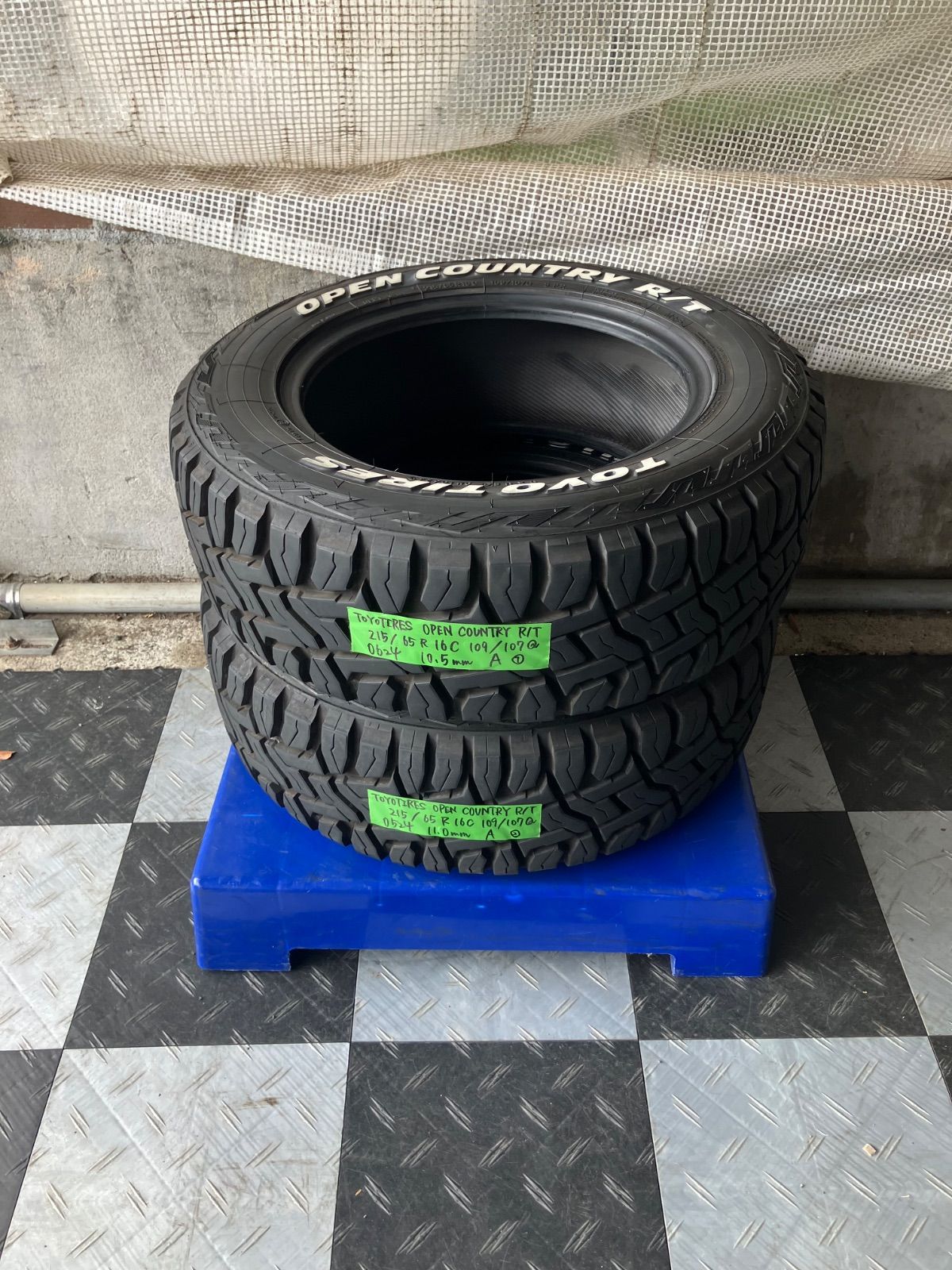 215/65R16C 109/107Q 8PR 2本 Amazon.co.jp: 2本セット 215/65R16 109/107Q TOYO トーヨー