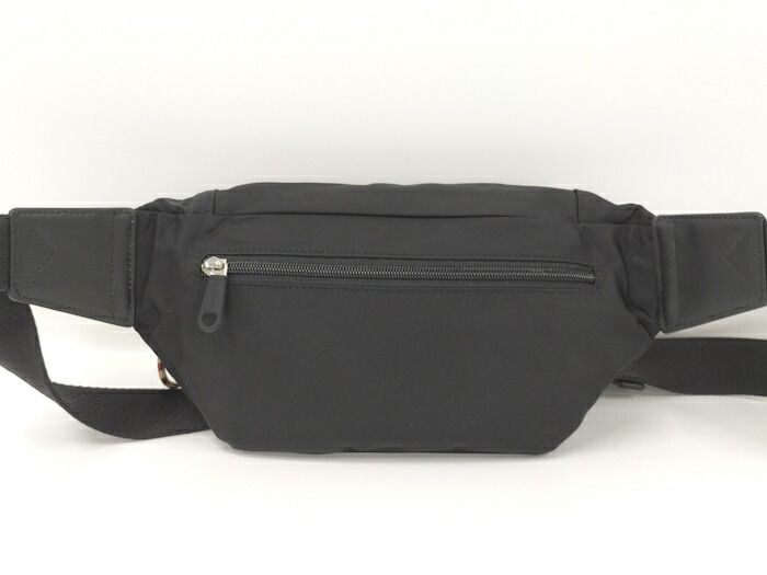 BURBERRY ボディバッグ・ウエストポーチ ブラック BURBERRY バーバリー