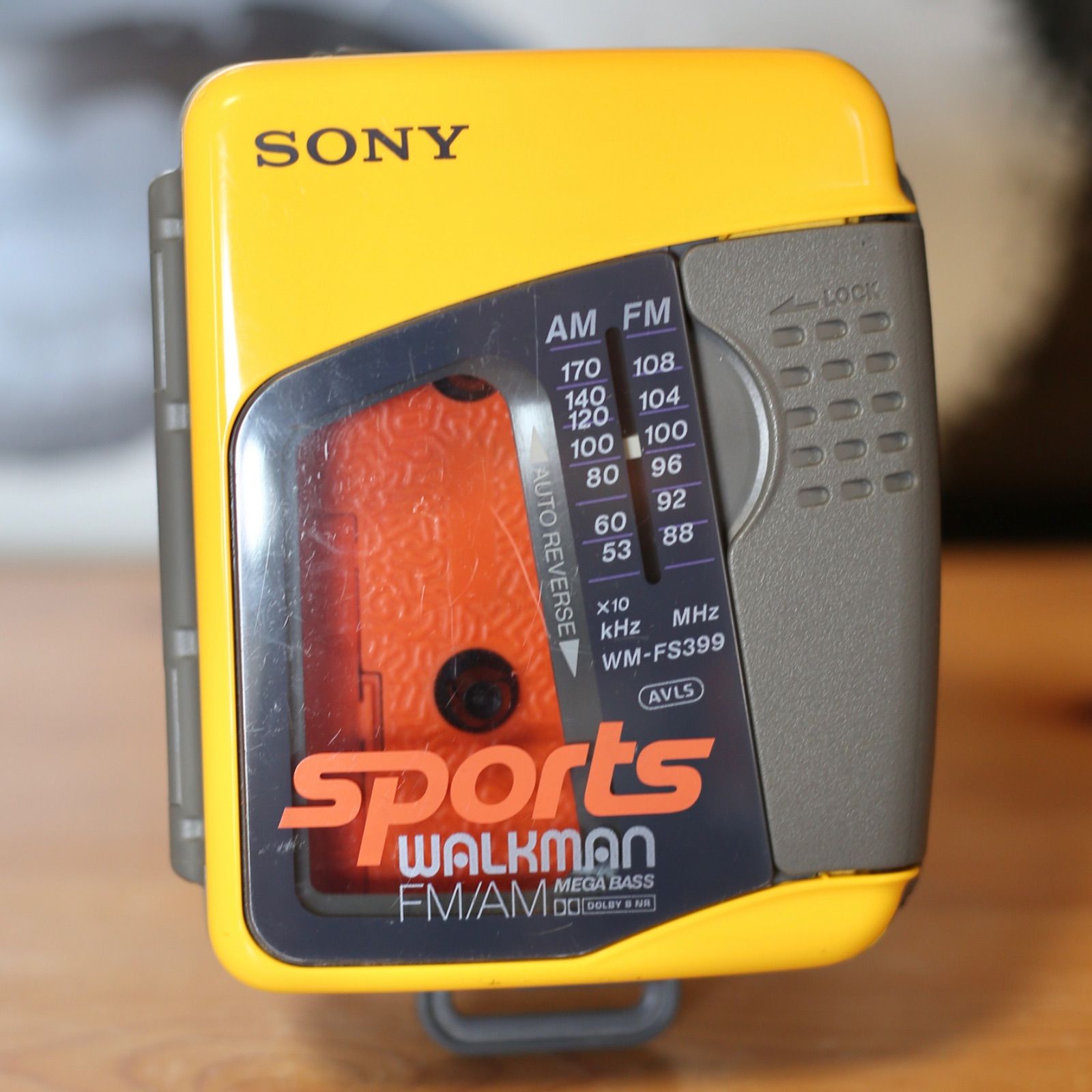 SONY SPORTS WALKMAN WM-FS399